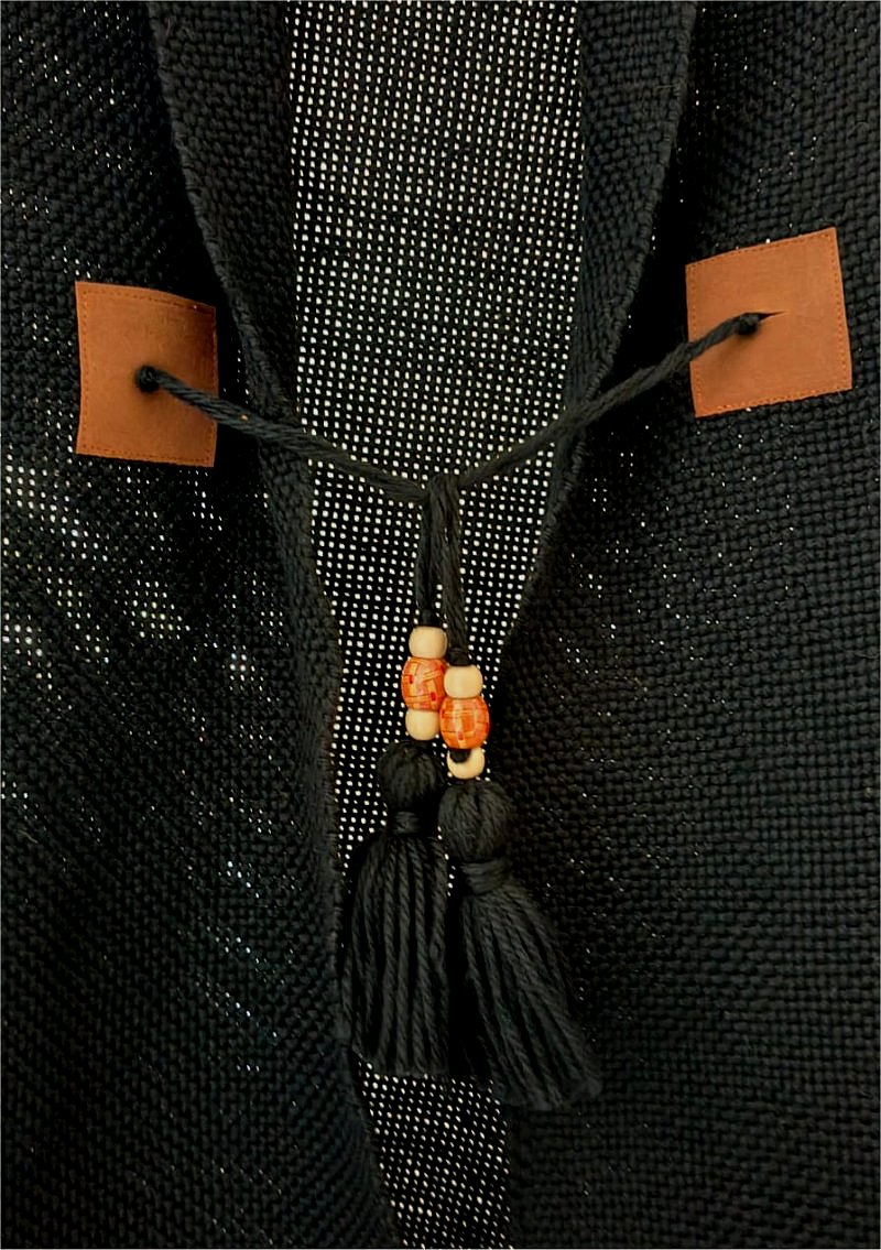 Ponchos con presillas tejidos en telar Llal artesanales